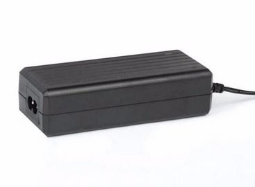 C.A. à l'adaptateur en plastique d'ABS de chargeur de l'approvisionnement d'alimentation CC 12v 2.5a pour le moniteur de machine de position