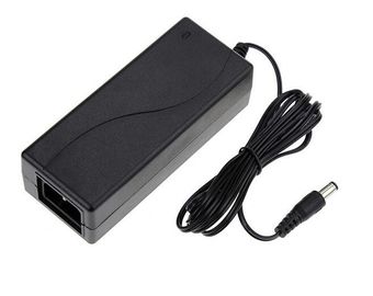 Chargeur léger d'adaptateur d'alimentation CC À C.A. pour les télévisions en circuit fermé/moniteur d'affichage à cristaux liquides, 142*62*35MM