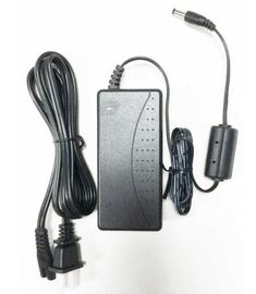Chargeur de batterie d'alimentation d'énergie de mur du plastique 12V 2.5A d'ABS, transformateur mené de bandes