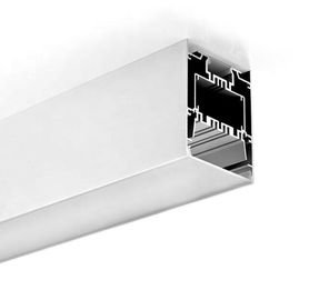 le profil en aluminium du pendant LED de 75mm*95mm avec le PC givré, suspendu à travers l'aluminium a mené le profil