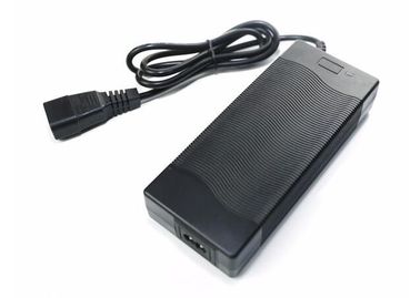 Adaptateur portatif noir d'alimentation d'énergie de commutation d'adaptateur de puissance de C.C à C.A./240 watts
