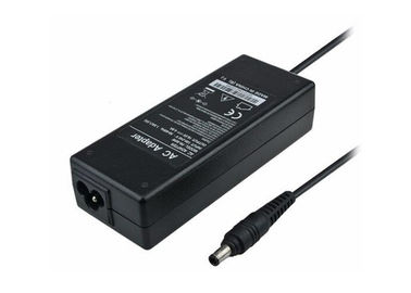 Veste de l'ABS C6 d'adaptateur à C.A. d'ordinateur portable de rechange de Samsung 19V 4.74A 90W, FCC de Rohs de la CE