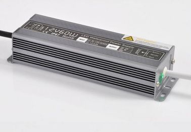 Le conducteur mené par Meanwell élevé de rendement 50 watts, l'énergie IP67 alimentation la norme de Roh de 12 volts