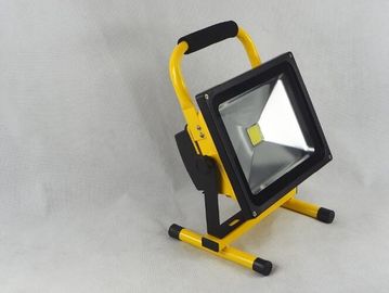 Lumières d'inondation imperméables rechargeables portatives de LED 10W 20W 30W 50W pour l'extérieur