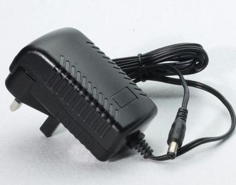 L'adaptateur 12v 2a 2.5a de puissance de commutation à C.A./C.C d'Eu a adapté le connecteur aux besoins du client de C.C