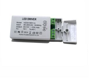 1A 1000mA 12W à la tension 15w constante a mené la FCC de Rohs de la CE du conducteur 12v marquée