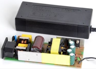 12v 8a adaptateur de bureau d'alimentation CC À C.A. d'adaptateur de puissance de 96 watts avec le connecteur de C.C de 5.5*25mm