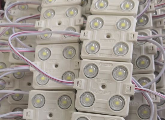 le module de 24V 1.8W 180LM 4 LED pour le caisson lumineux, IP65 SMD 2835 a mené le CE Rohs de puce 5 ans de garantie
